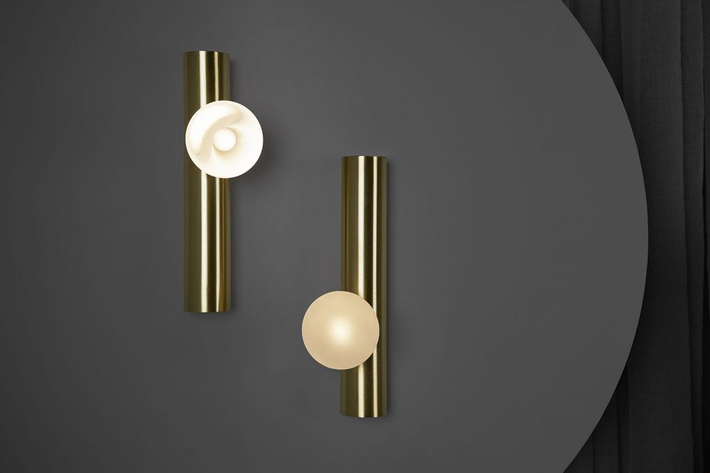 GLOBE TUBE WALL LIGHT