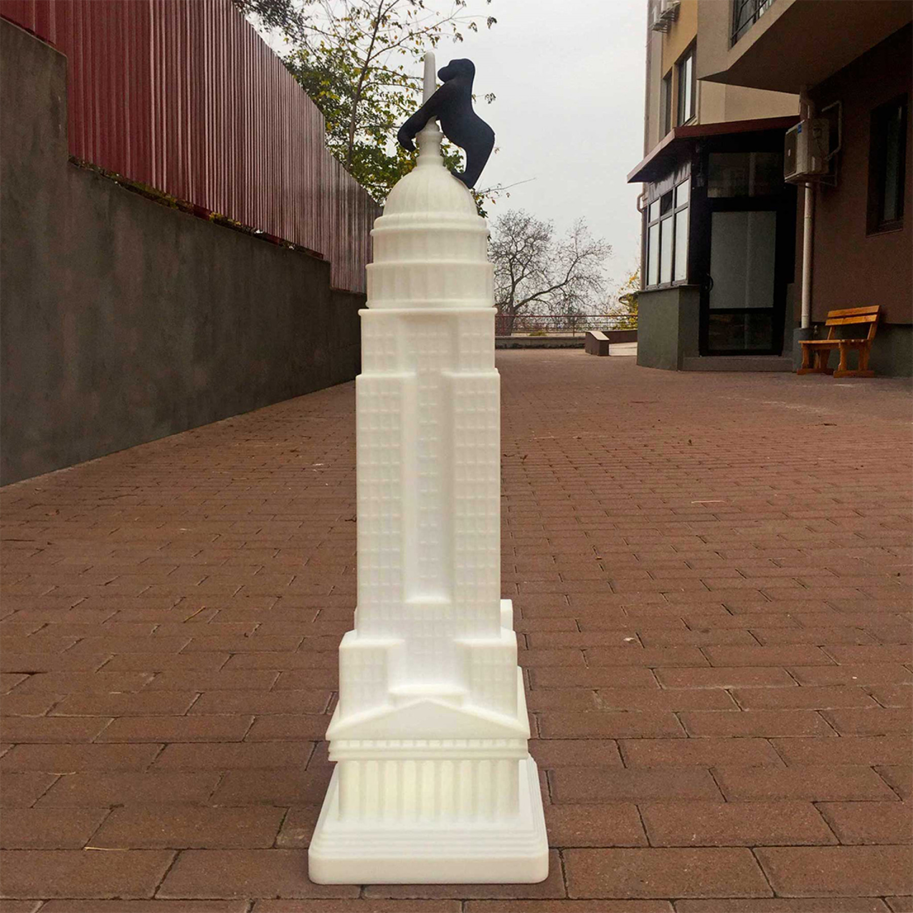Empire Lamp with Rechargeable Led