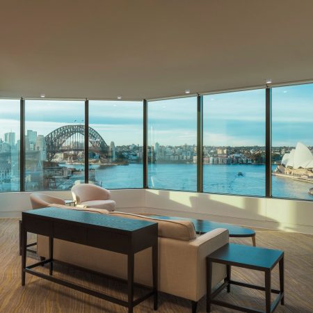 Lola Cruz Store – Spain